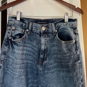 Aeropostale 90’s baggy jean 

Size- 2